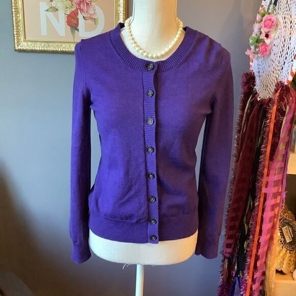 Banana Republic Extra Fine Merino Wool Cardigan - Picture 1 of 4